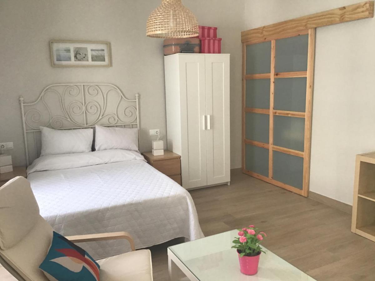 Apartamentos Turisticos Casa De Los Balcones Chipiona Kültér fotó