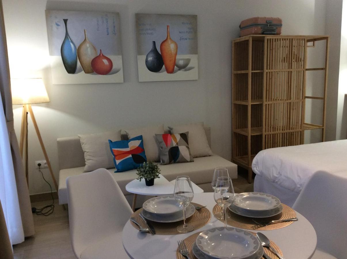 Apartamentos Turisticos Casa De Los Balcones Chipiona Kültér fotó