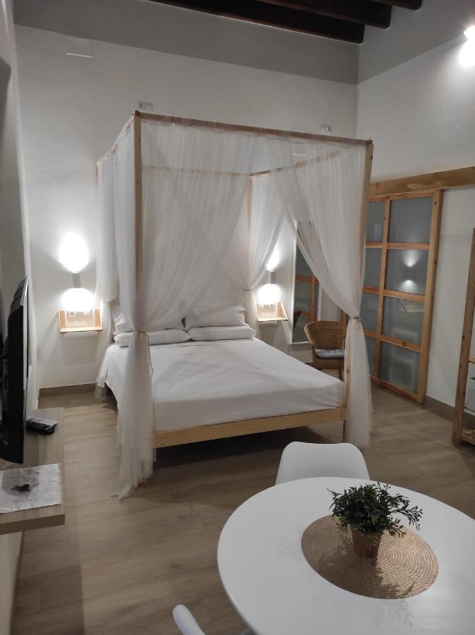 Apartamentos Turisticos Casa De Los Balcones Chipiona Kültér fotó