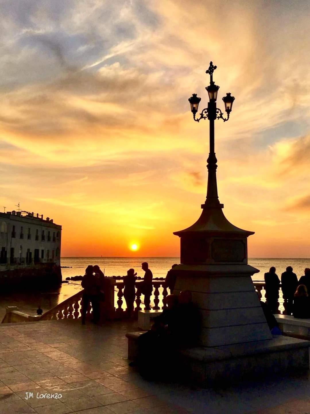 Apartamentos Turisticos Casa De Los Balcones Chipiona Kültér fotó